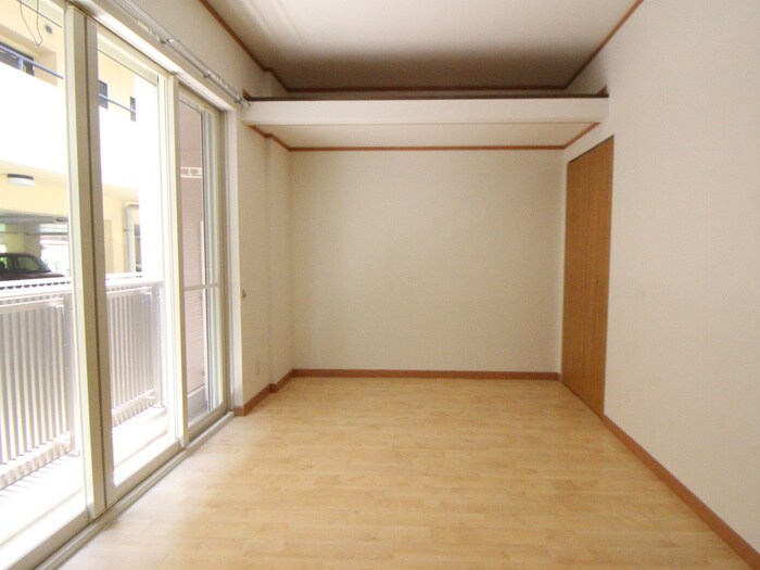 居室 ジョリエ－メゾン