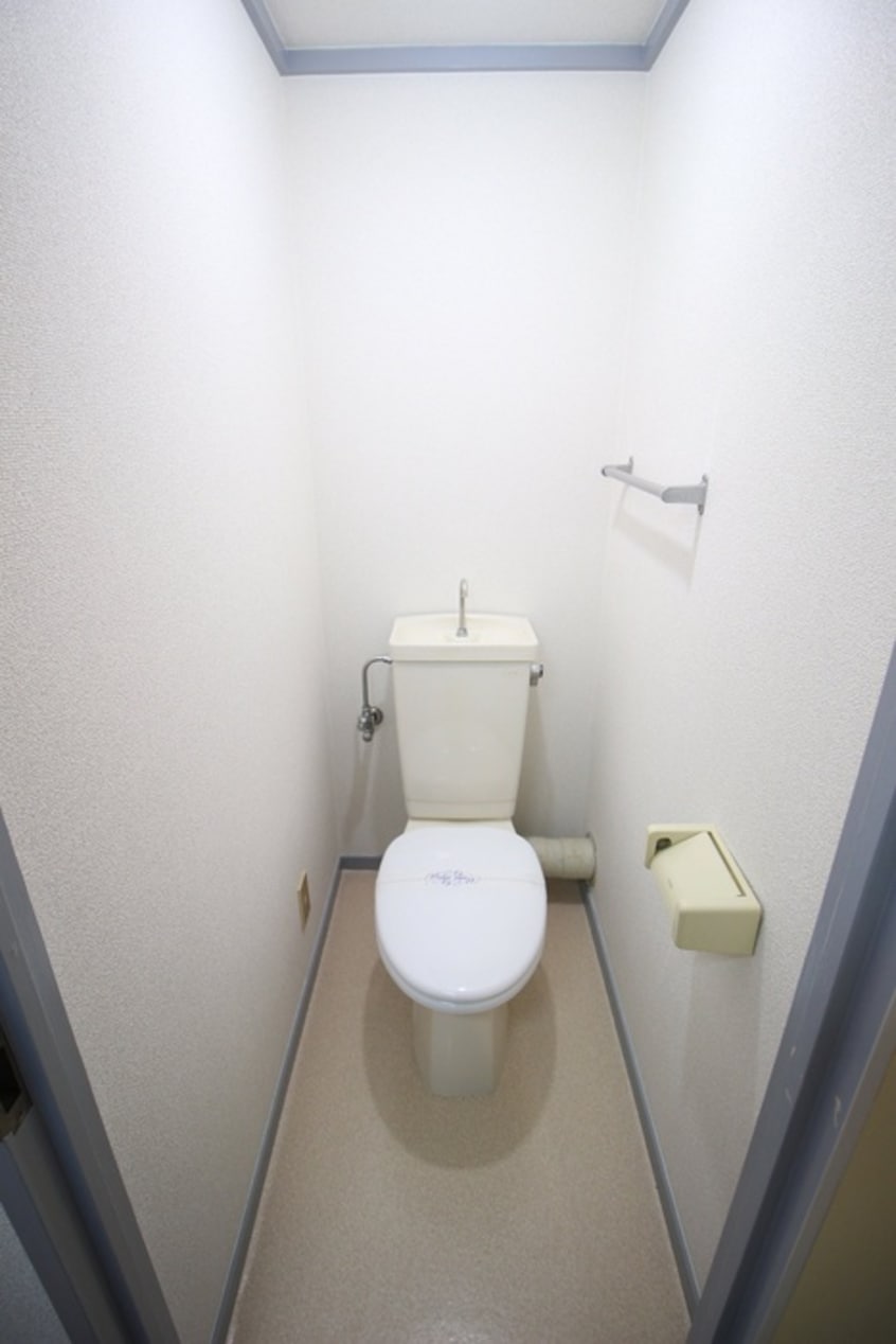 トイレ メゾンモリオカ