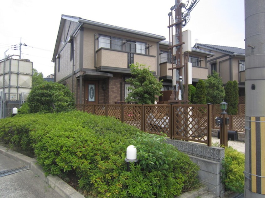 エントランス部分 アロマコ－トＡ棟