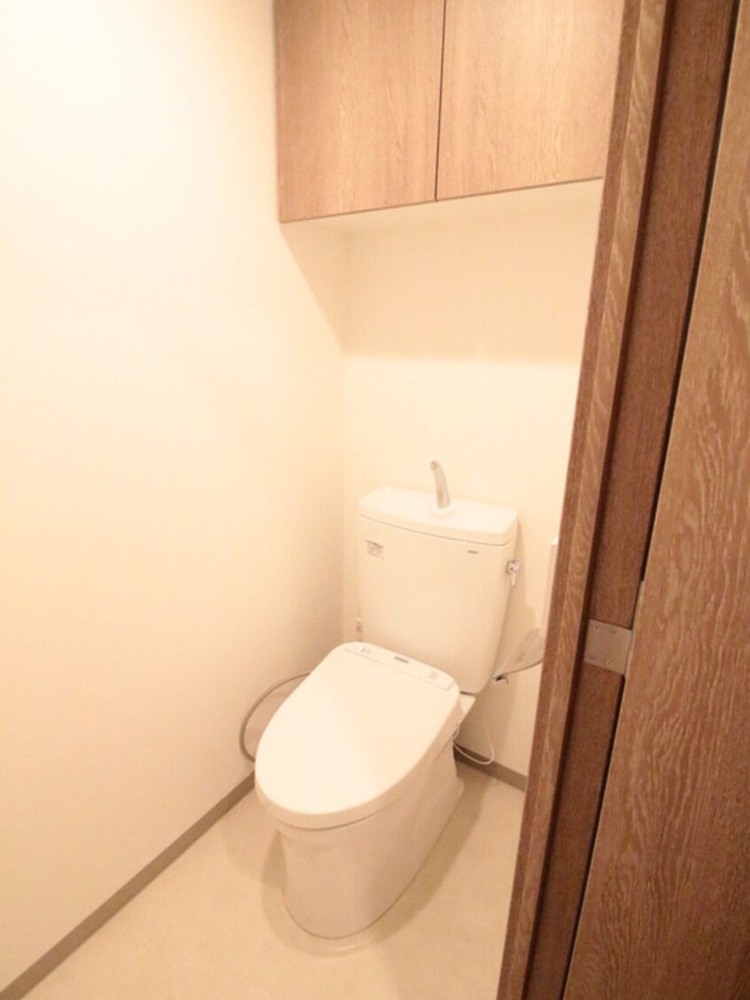 トイレ シルエラ御所南