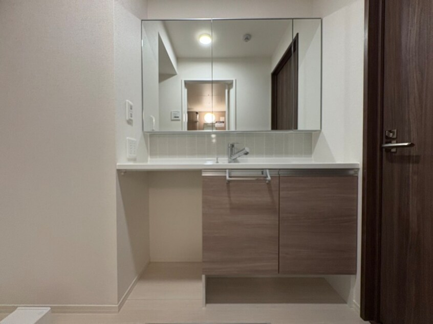 洗面 ルミエD・高倉