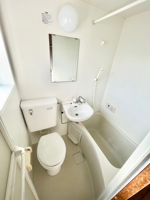 バス／シャワールーム等 明日香ビル