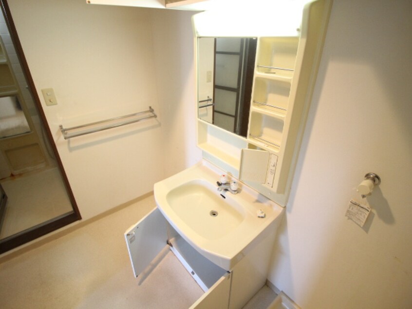 洗面 フロ－レスタ