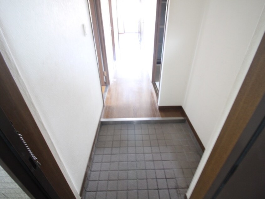 玄関 フロ－レスタ