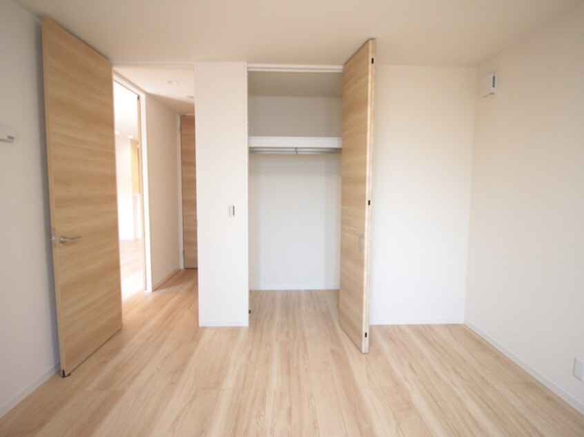 居室 茨木市シャーメゾンKNα