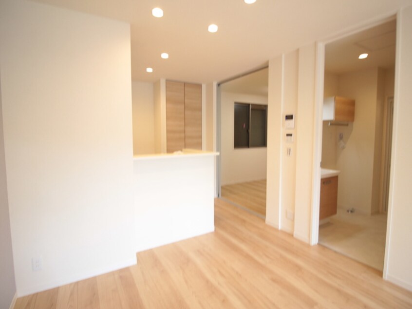 居室 茨木市シャーメゾンKNα