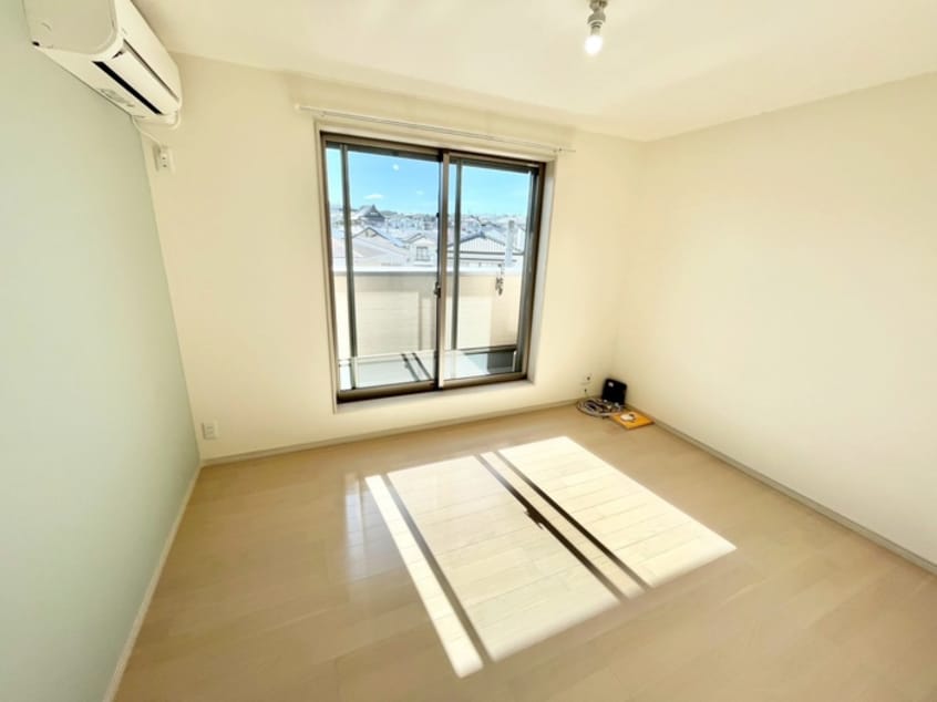 居室 ヒルハイツ柴原駅前