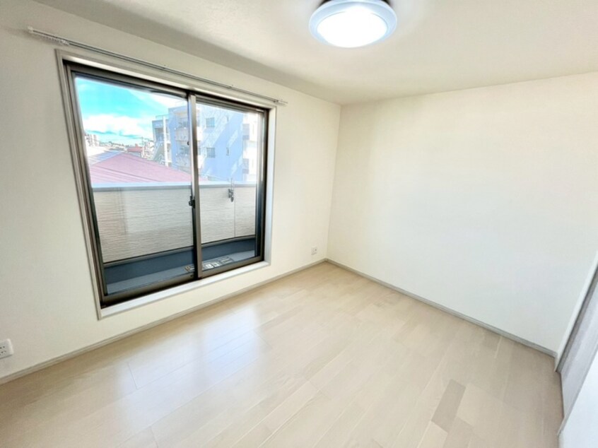 居室 ヒルハイツ柴原駅前