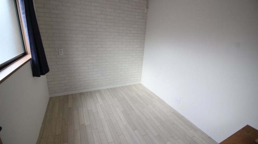 居室 芥川町2丁目貸家