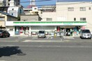 ファミリーマート堺櫛屋町店(コンビニ)まで260m シャト－中三