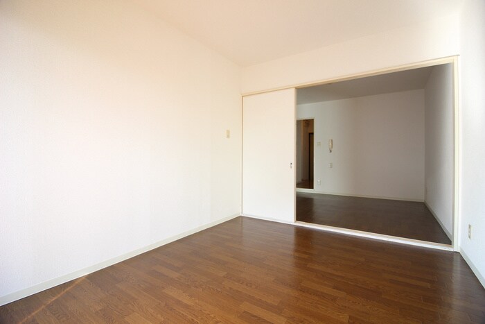 居室 ルミエ－ル・マゴジⅡ