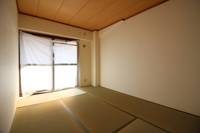 居室 ルミエ－ル・マゴジⅡ