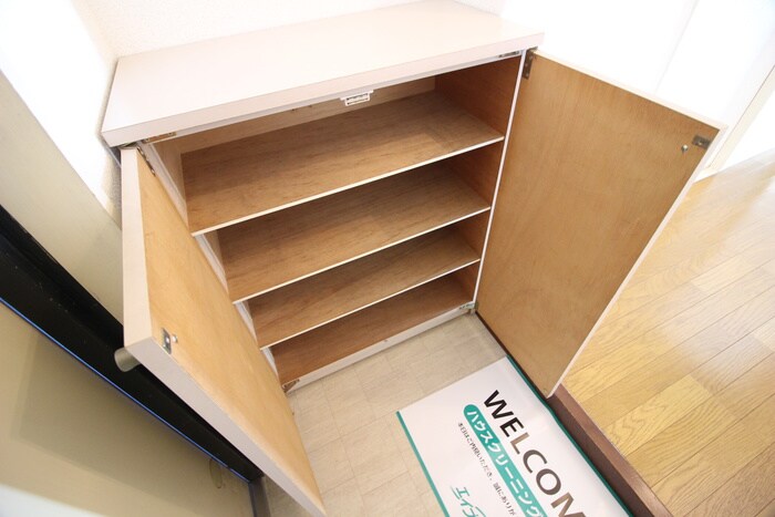 靴箱 ルミエ－ル・マゴジⅡ