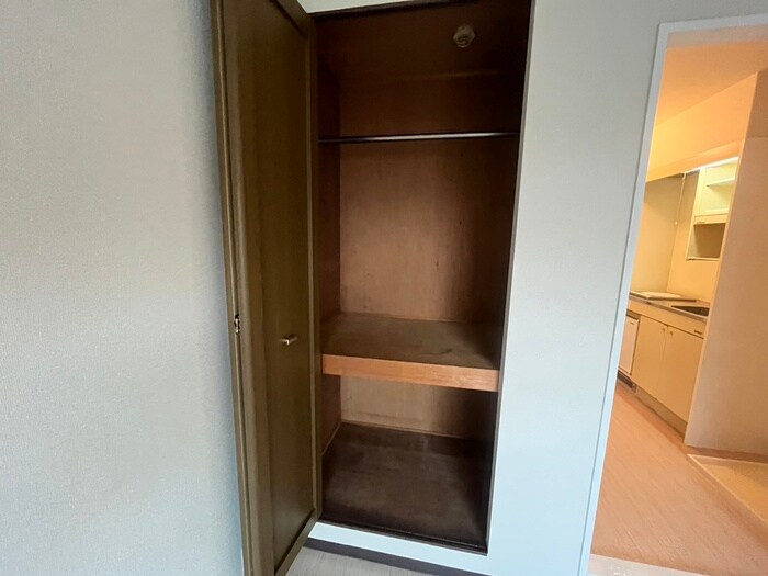 収納 エスポワール川西