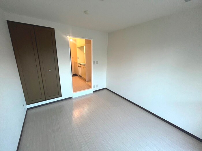 居室 エスポワール川西