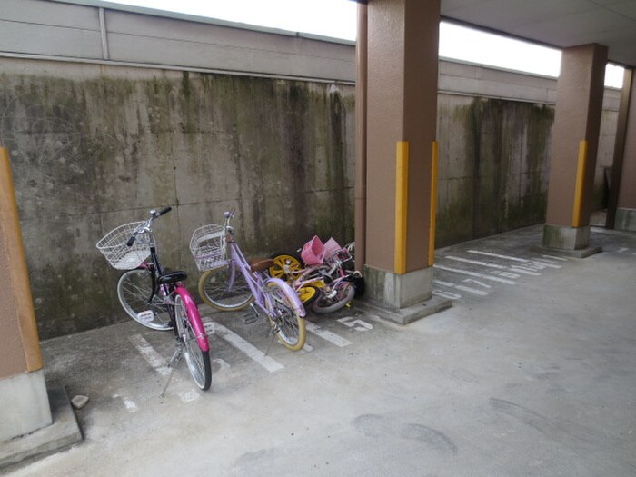 駐輪場 マノワ－ル