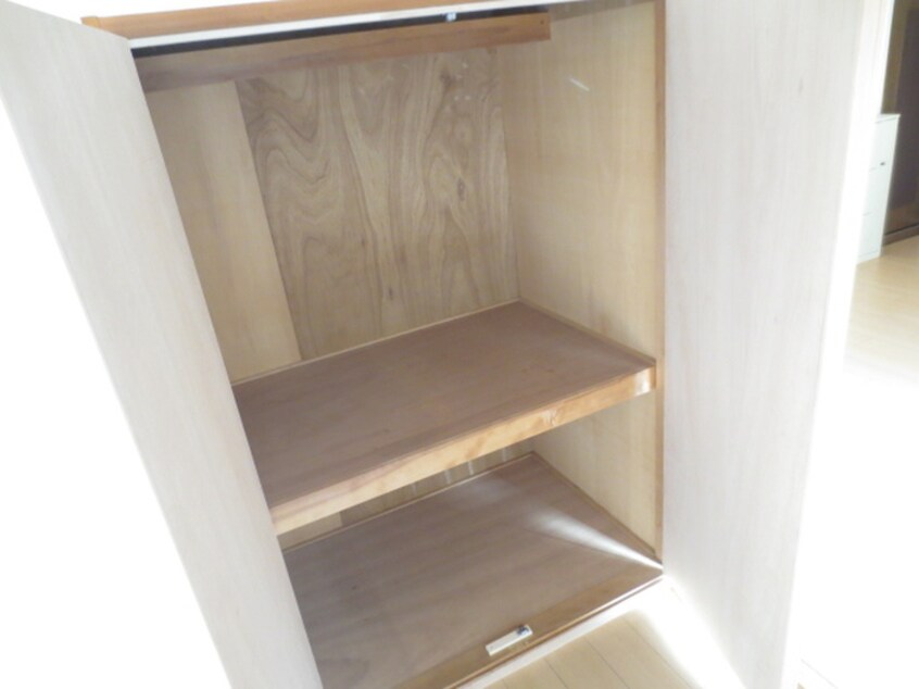 収納 マノワ－ル