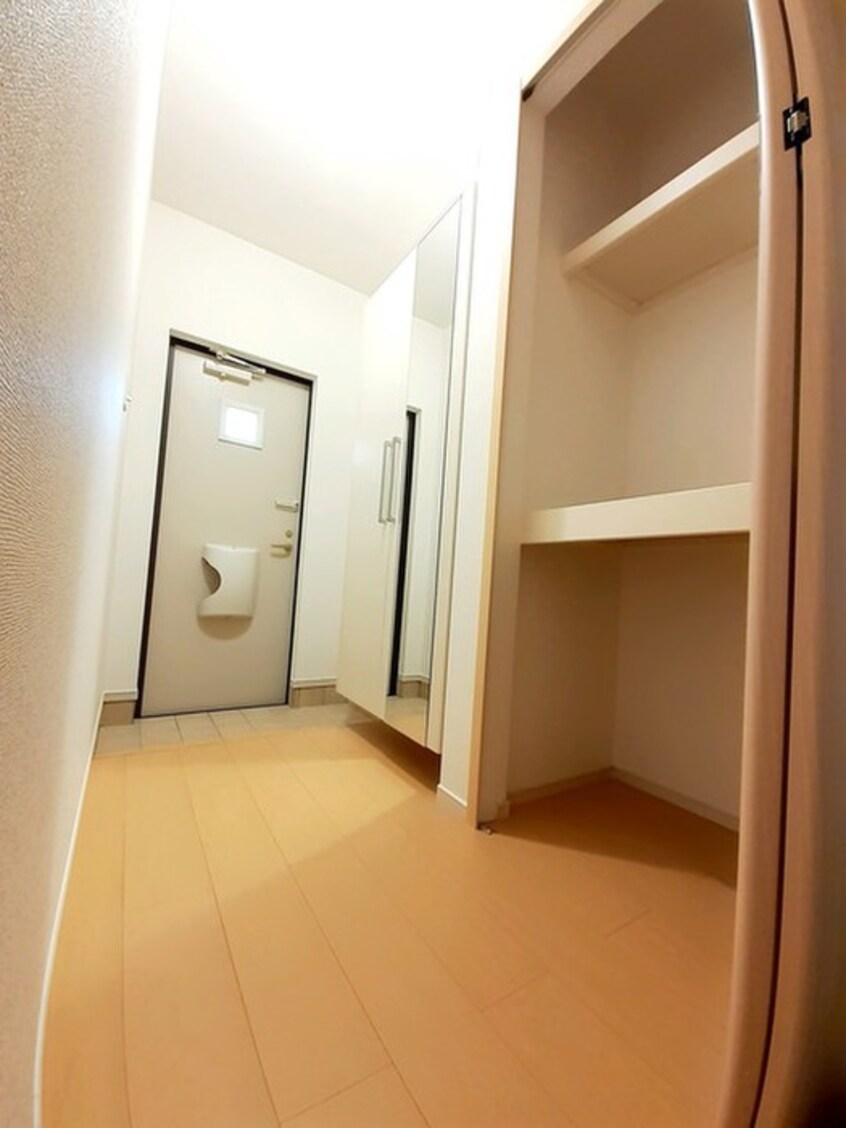 玄関 ウエストシー