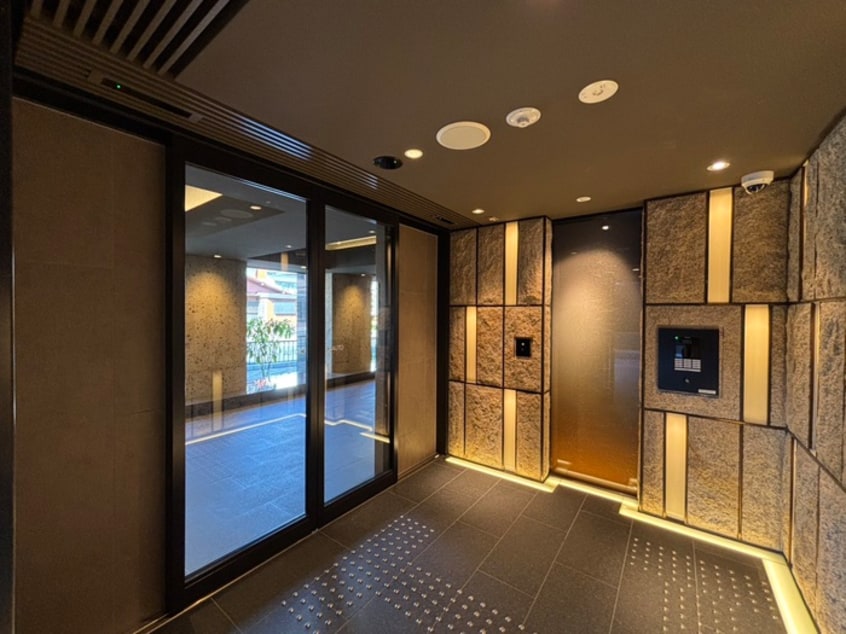 エントランス部分 ウィルローズ京都御陵(507)