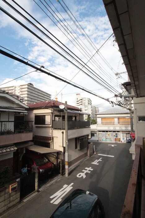 室内からの展望 岡本ハイツ