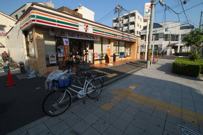 下新庄駅前セブンイレブン(コンビニ)まで400m 岡本ハイツ