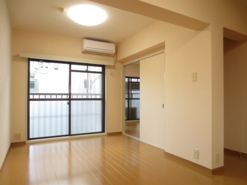 居室 ヒルズ清水