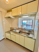 キッチン ドミールまつなみ