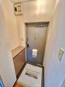 玄関 ドミールまつなみ