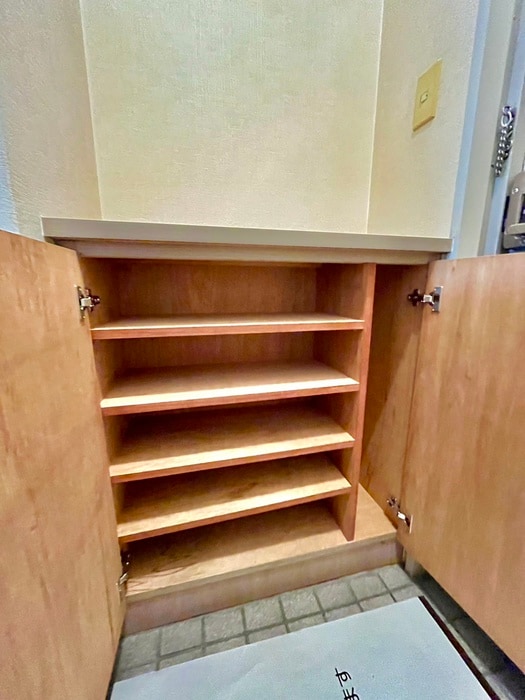 靴箱 ドミールまつなみ