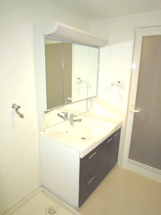 洗面 パインフィ－ルド洛東