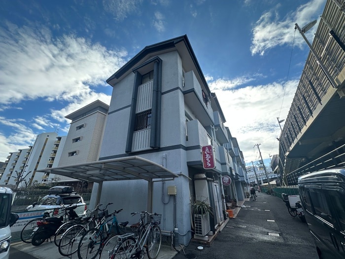 外観写真 ネオパレス浅川２号館