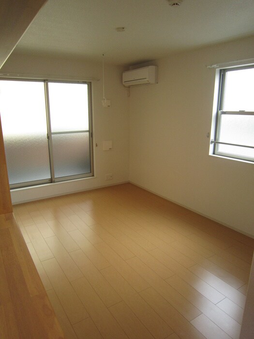 居室 メゾン・ロザージュ