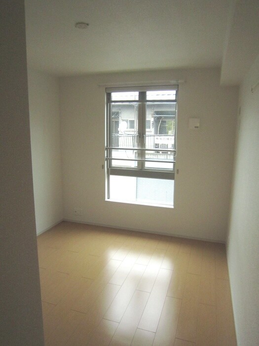 廊下 メゾン・ロザージュ