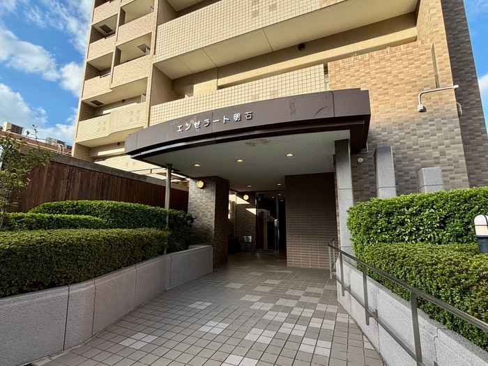 エントランス部分 エンゼラ－ト明石