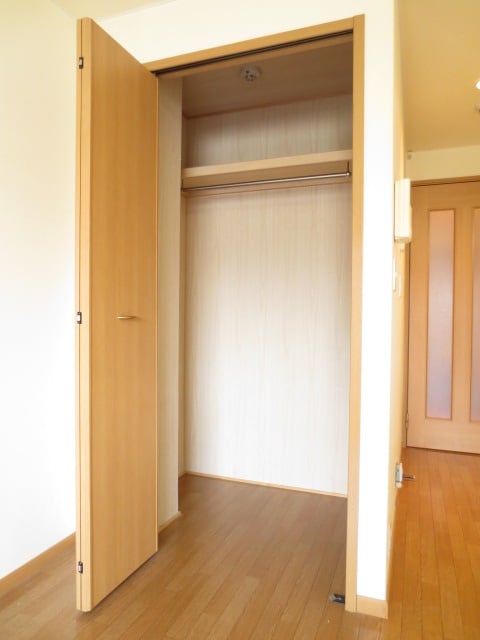 収納 シエ－ネ