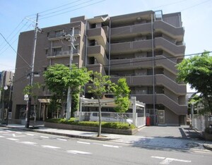 ユニーブル高槻富田丘（102）
