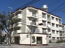 豊里サンハイツの外観