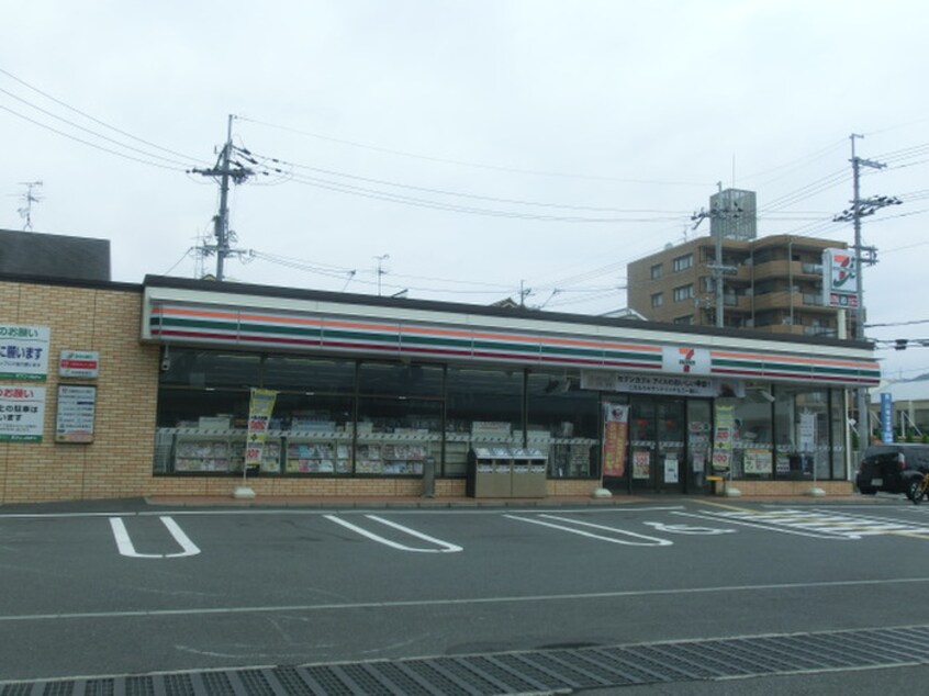 セブンイレブン(コンビニ)まで153m 大県マンションⅡ