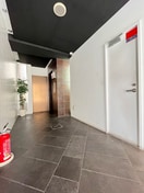 エントランス部分 瓦屋文楽