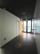 エントランス部分 瓦屋文楽