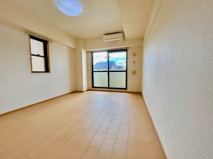 居室 プラウドコ－ト