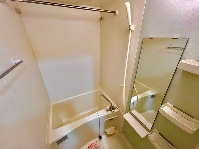 バス／シャワールーム等 プラウドコ－ト