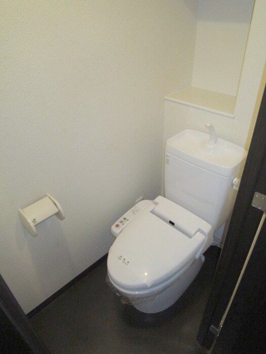 トイレ アスヴェル京都東寺前(706)