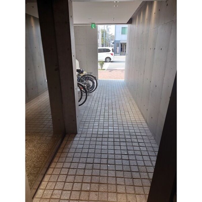 駐輪場 プレジール御所東