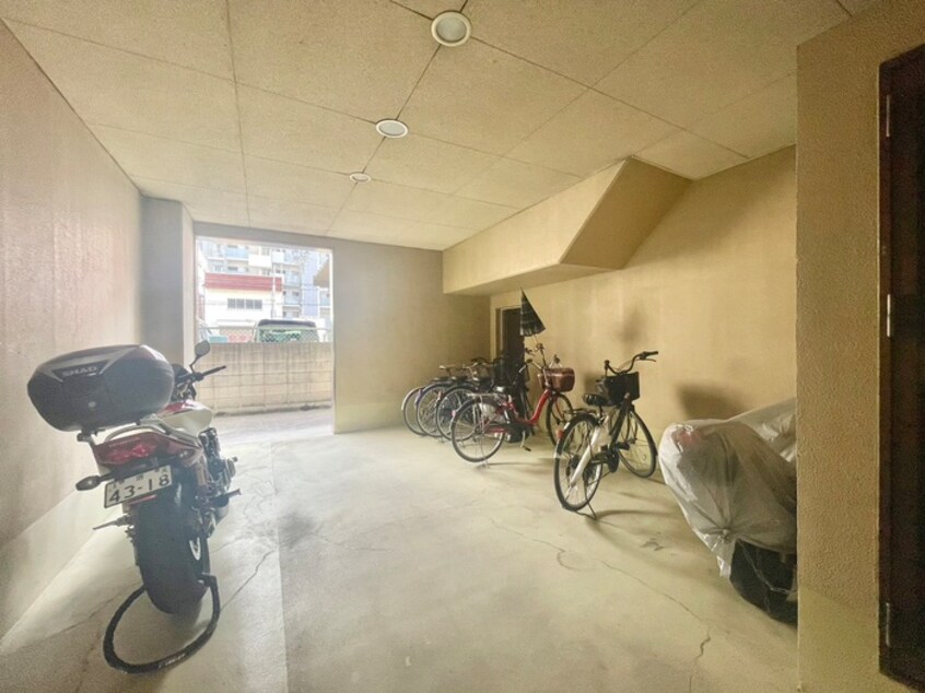 駐輪場 レジデンス小町