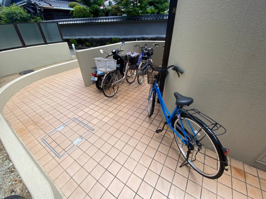 駐輪場 ロイヤルメゾン門戸Ⅵ