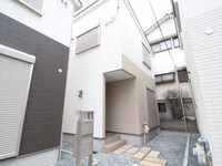 C.Monluxe（E号地)