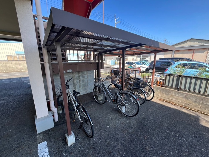 駐輪場 アットホーム石田