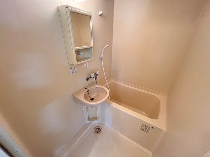 バス／シャワールーム等 アットホーム石田