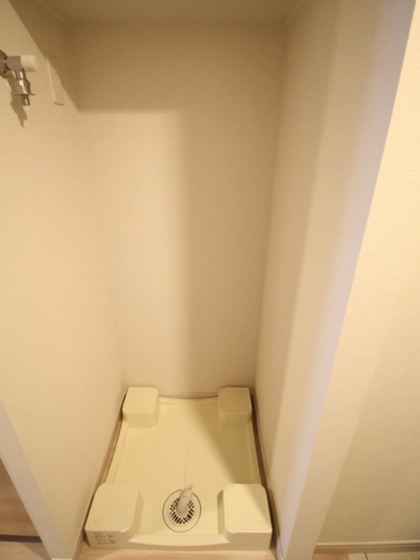 洗濯機置場 パークアクシス四ツ橋